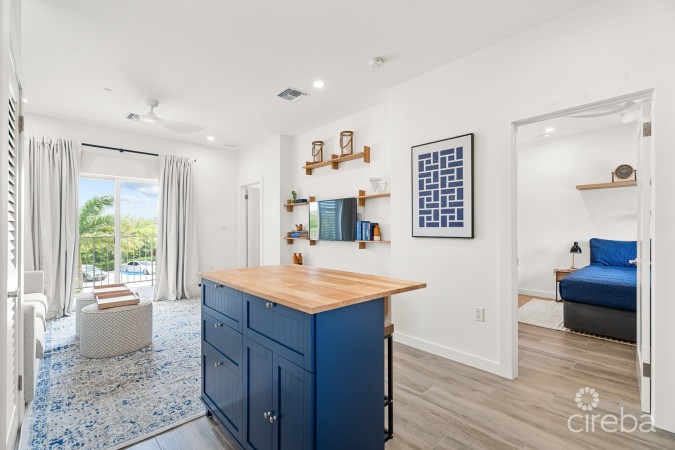 RENOVATED 19 NORTH 2 BED 2 BATH