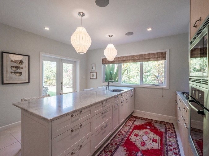 SOUTH SOUND DESIGNER HOME & COTTAGE
