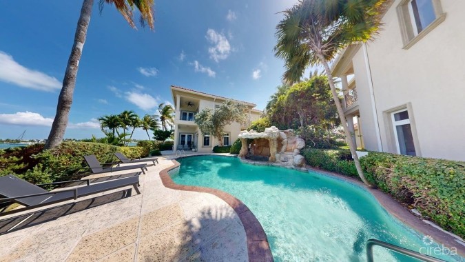 VISCAYA HOME, GOVERNOR'S CREEK