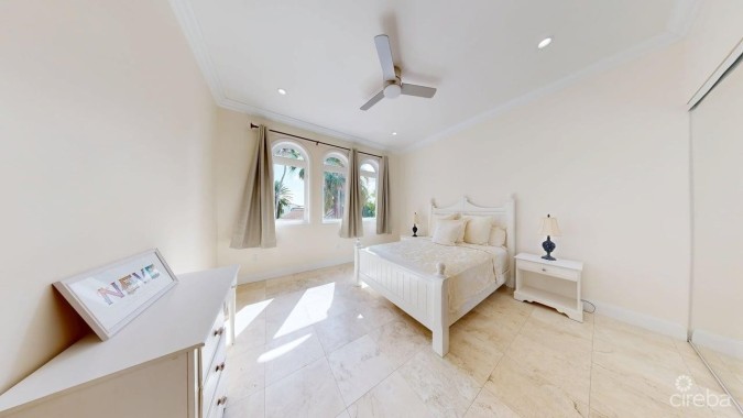 VISCAYA HOME, GOVERNOR'S CREEK
