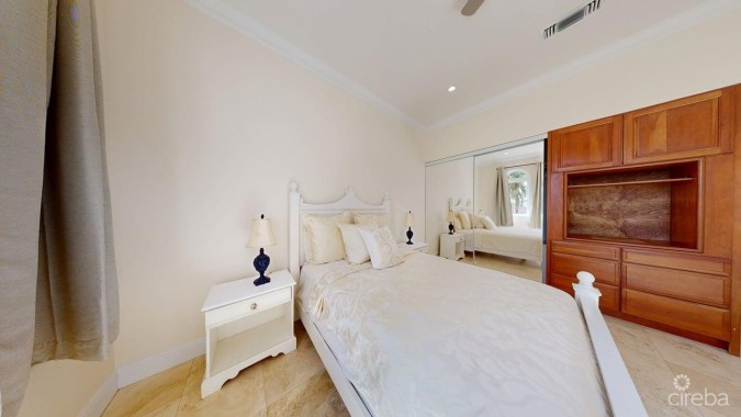 VISCAYA HOME, GOVERNOR'S CREEK