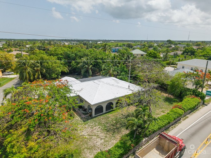 RE-DEVELOPMENT OPPORTUNITY - FIXER UPPER ON .70 ACRES