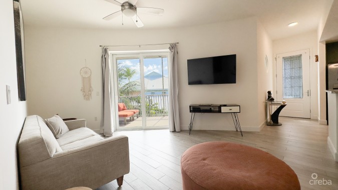 SNUG HARBOUR CANALFRONT 1 BED