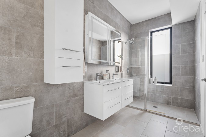 VELA TOWNHOME 15 WITH OCEAN VIEWS