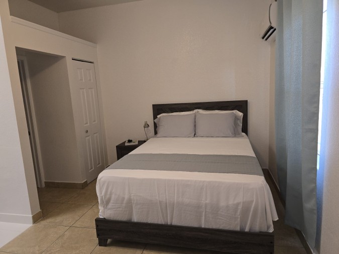Renovated Palm Suites Studio