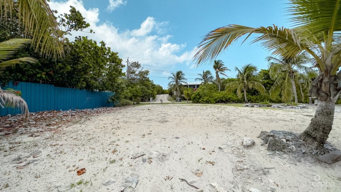 LITTLE CAYMAN OCEAN VIEW RESIDENTIAL HOME WITH BEACHFRONT LOT