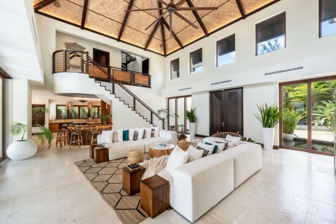 KEMPA KAI INCREDIBLE OCEANFRONT HOME WITH GUEST BUNGALOW