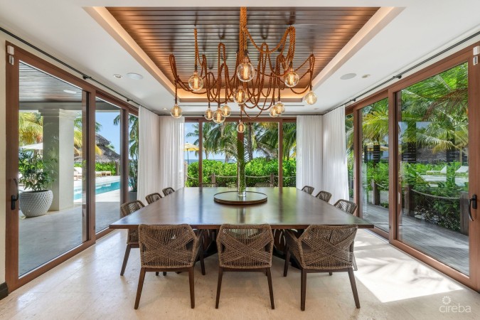 KEMPA KAI INCREDIBLE OCEANFRONT HOME WITH GUEST BUNGALOW