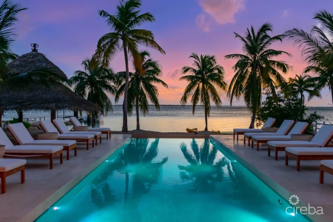 KEMPA KAI INCREDIBLE OCEANFRONT HOME WITH GUEST BUNGALOW