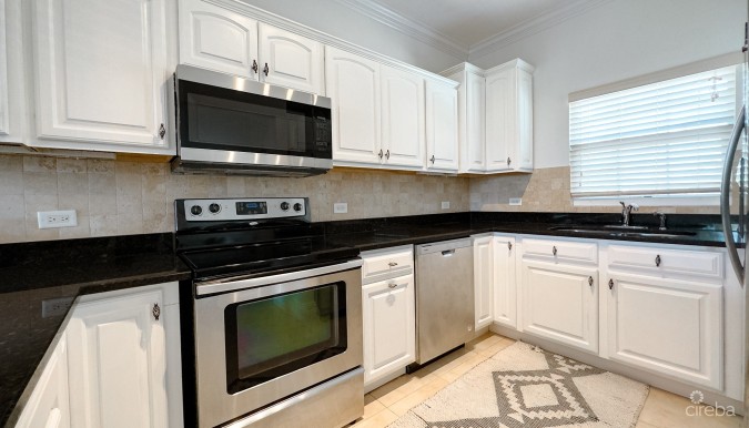 VILLA ROYALE TOWNHOUSE