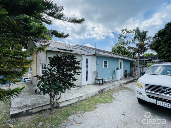 3 BEDROOM HOUSE WITH THREE ADDITIONAL FLATLETS IN GEORGE TOWN