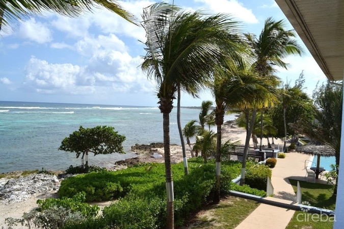 MOON BAY 23 - BEST PRICED 2 BED OCEANFRONT CONDO