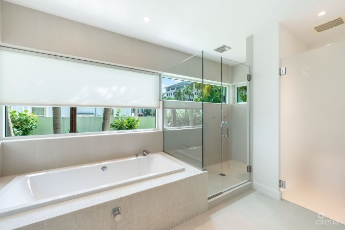 OCEANA 105 – GRAND TERRACE OCEANFRONT RESIDENCE