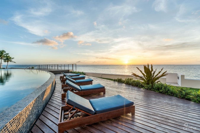 OCEANA 105 – GRAND TERRACE OCEANFRONT RESIDENCE