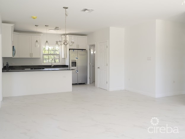 NORTH SIDE BRAND NEW HOME        3 BED/3 BATH