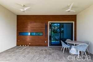 BAHIA  12 - 3 BED 3.5 BATH W FAMILY ROOM / BEDROOM