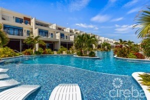 BAHIA  12 - 3 BED 3.5 BATH W FAMILY ROOM / BEDROOM