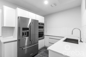 BAHIA  12 - 3 BED 3.5 BATH W FAMILY ROOM / BEDROOM
