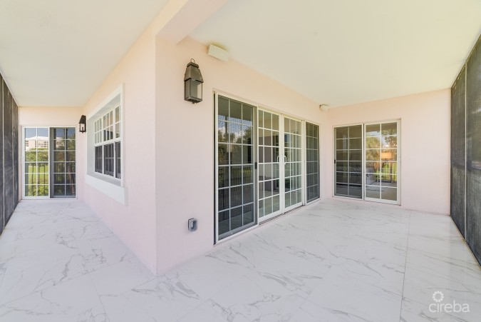 BRITANNIA LIONS COURT #324 - BRIGHT & RENOVATED 3 BED