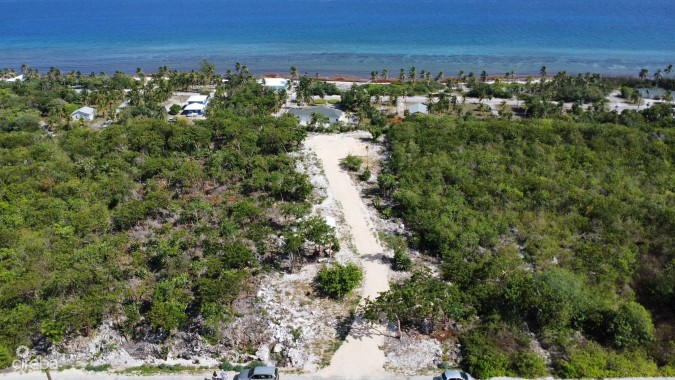 BLUFF LAND - CAYMAN BRAC EAST - LOT #9