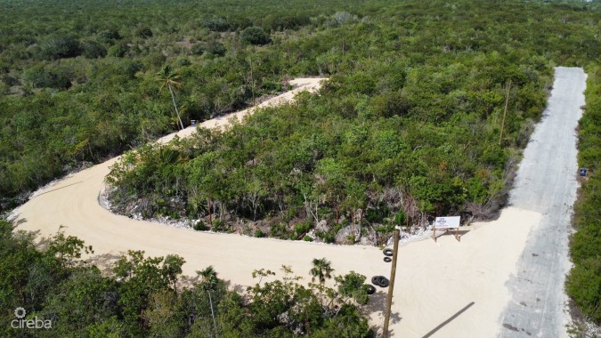 BLUFF LAND - CAYMAN BRAC EAST - LOT #9