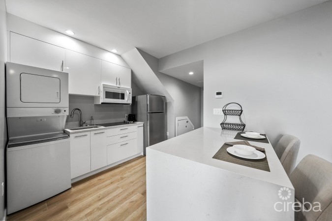 OCEAN CREST UNIT 21
