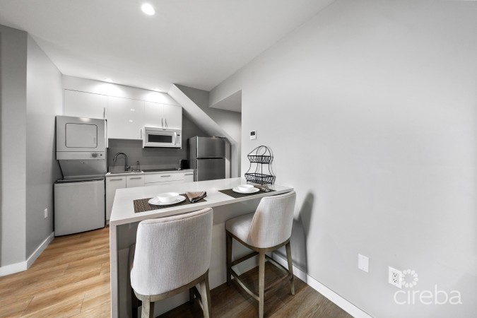 OCEAN CREST UNIT 21