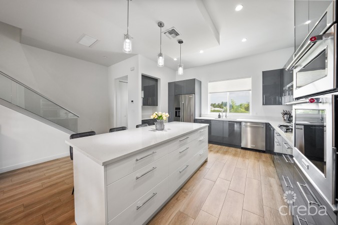 OCEAN CREST UNIT 21