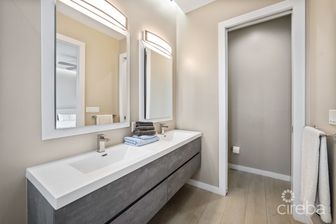 OCEAN CREST UNIT 21