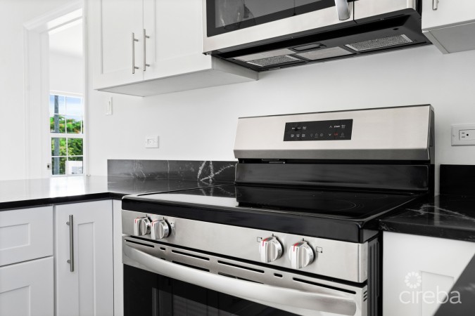 NORTH SIDE BRAND NEW HOME        3 BED/3 BATH