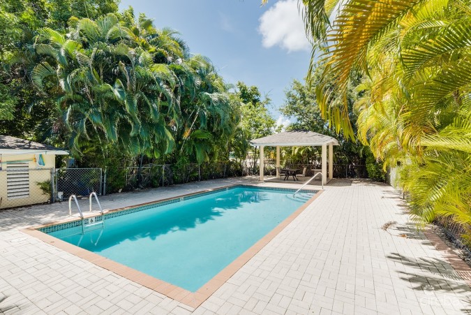 CAY COURTS WITH UPDATED INTERIOR