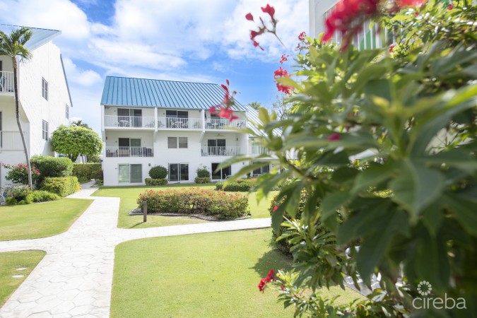 VILLAS OF THE GALLEON