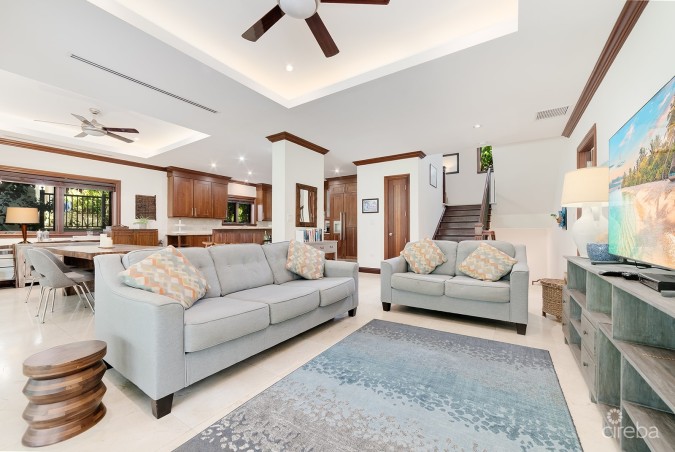 CASA LUNA 9