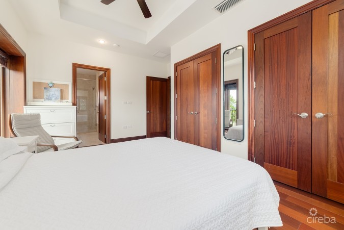 CASA LUNA 9