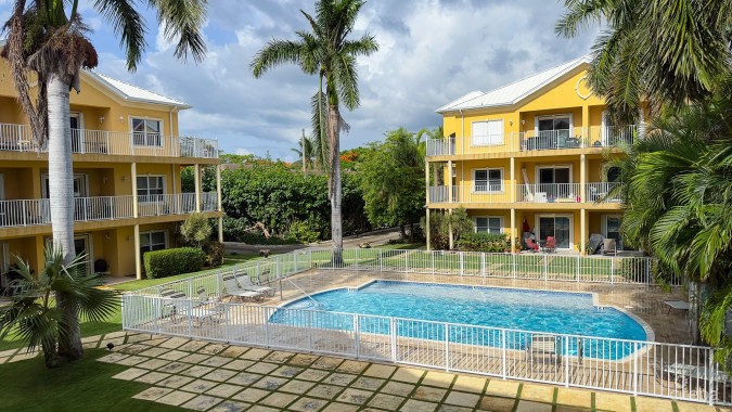VALENCIA HEIGHTS 2 BED 2 BATH