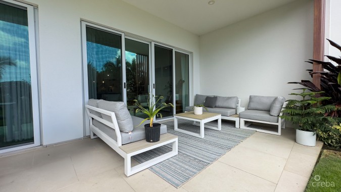 AURA - 3 BED CONDO - OCEAN FRONT SOUTH SOUND