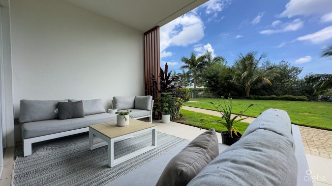 AURA - 3 BED CONDO - OCEAN FRONT SOUTH SOUND