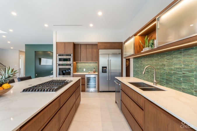 MARQUIS QUAY RESIDENCE, CRYSTAL HARBOUR