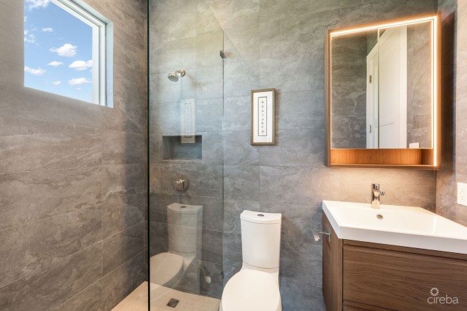 MARQUIS QUAY RESIDENCE, CRYSTAL HARBOUR