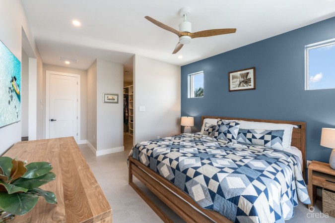 MARQUIS QUAY RESIDENCE, CRYSTAL HARBOUR