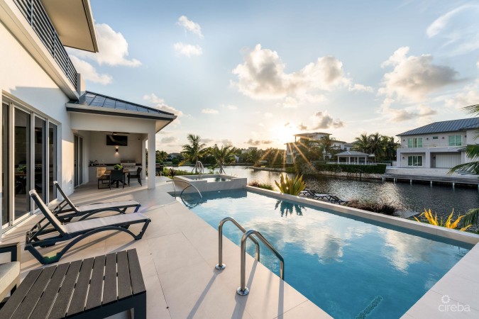 MARQUIS QUAY RESIDENCE, CRYSTAL HARBOUR