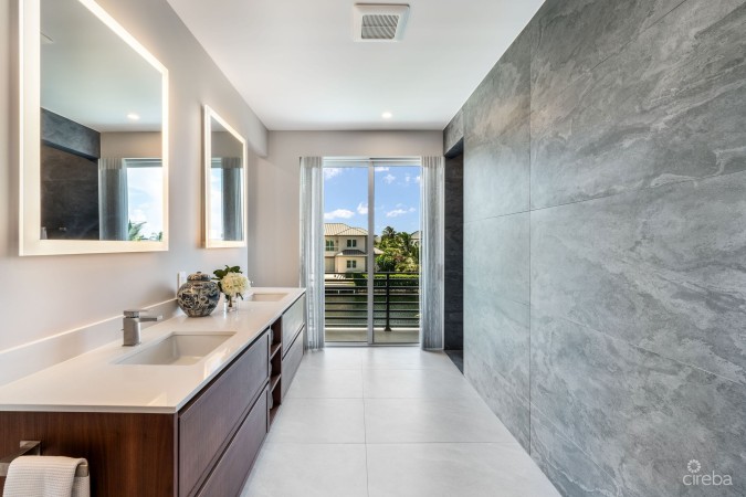 MARQUIS QUAY RESIDENCE, CRYSTAL HARBOUR