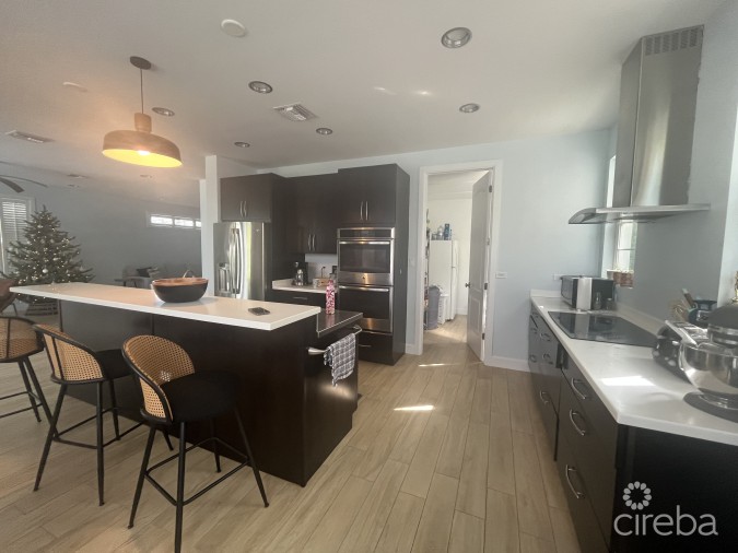 BIMIN DR - EXECUTIVE CANAL FRONT HOME IN GRAND HARBOUR