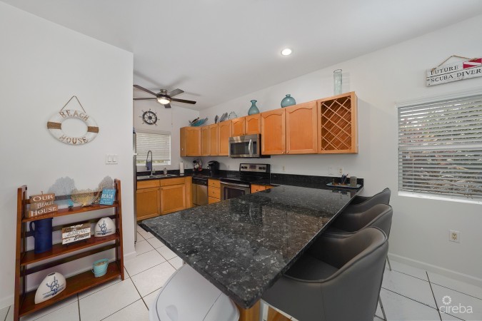 COCONUT BAY 118