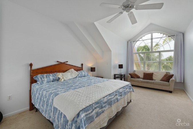 COCONUT BAY 118