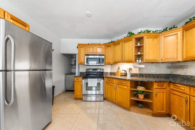 RALEIGH QUAY, GOVERNORS HARBOUR 1 BEDROOM APARTMENT