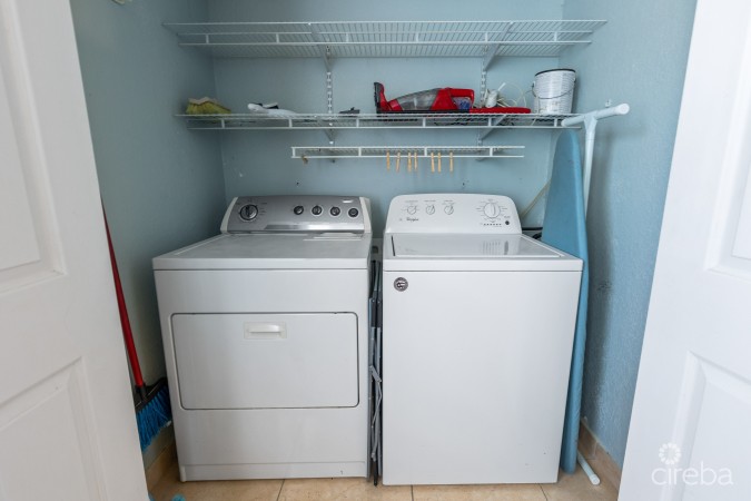 RALEIGH QUAY, GOVERNORS HARBOUR 1 BEDROOM APARTMENT