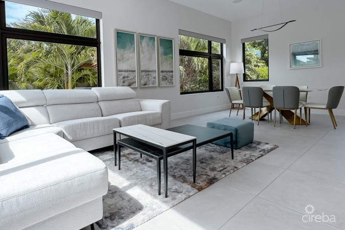 4 BED PLUS DEN TOWNHOUSE IN WEST BAY