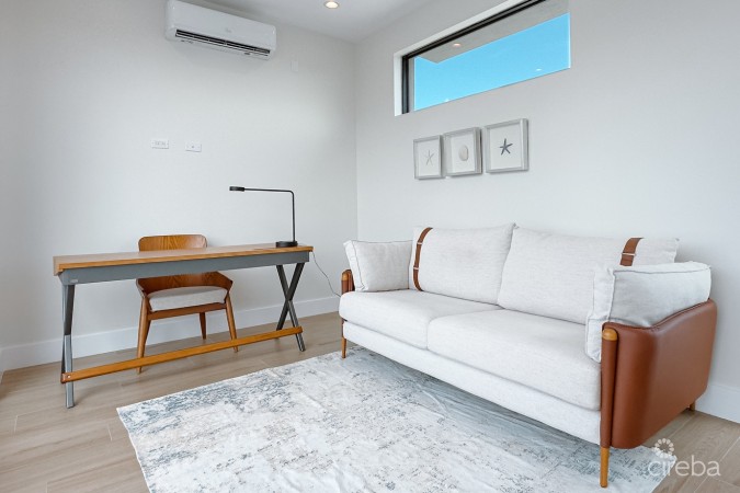 4 BED PLUS DEN TOWNHOUSE IN WEST BAY