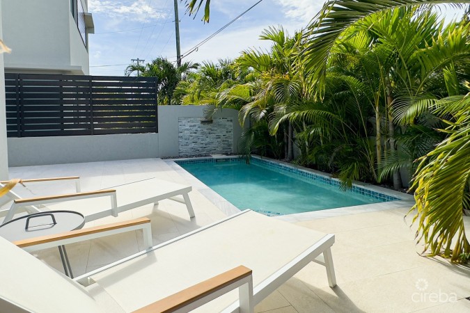 4 BED PLUS DEN TOWNHOUSE IN WEST BAY